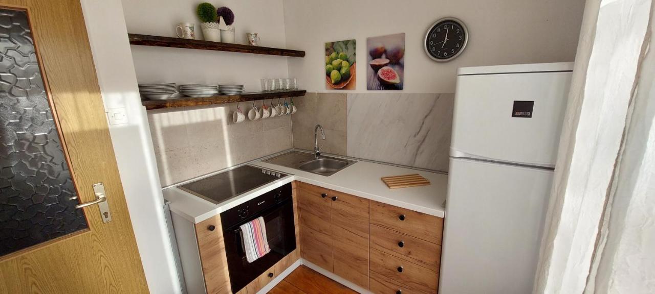 R&e Apartmán *
