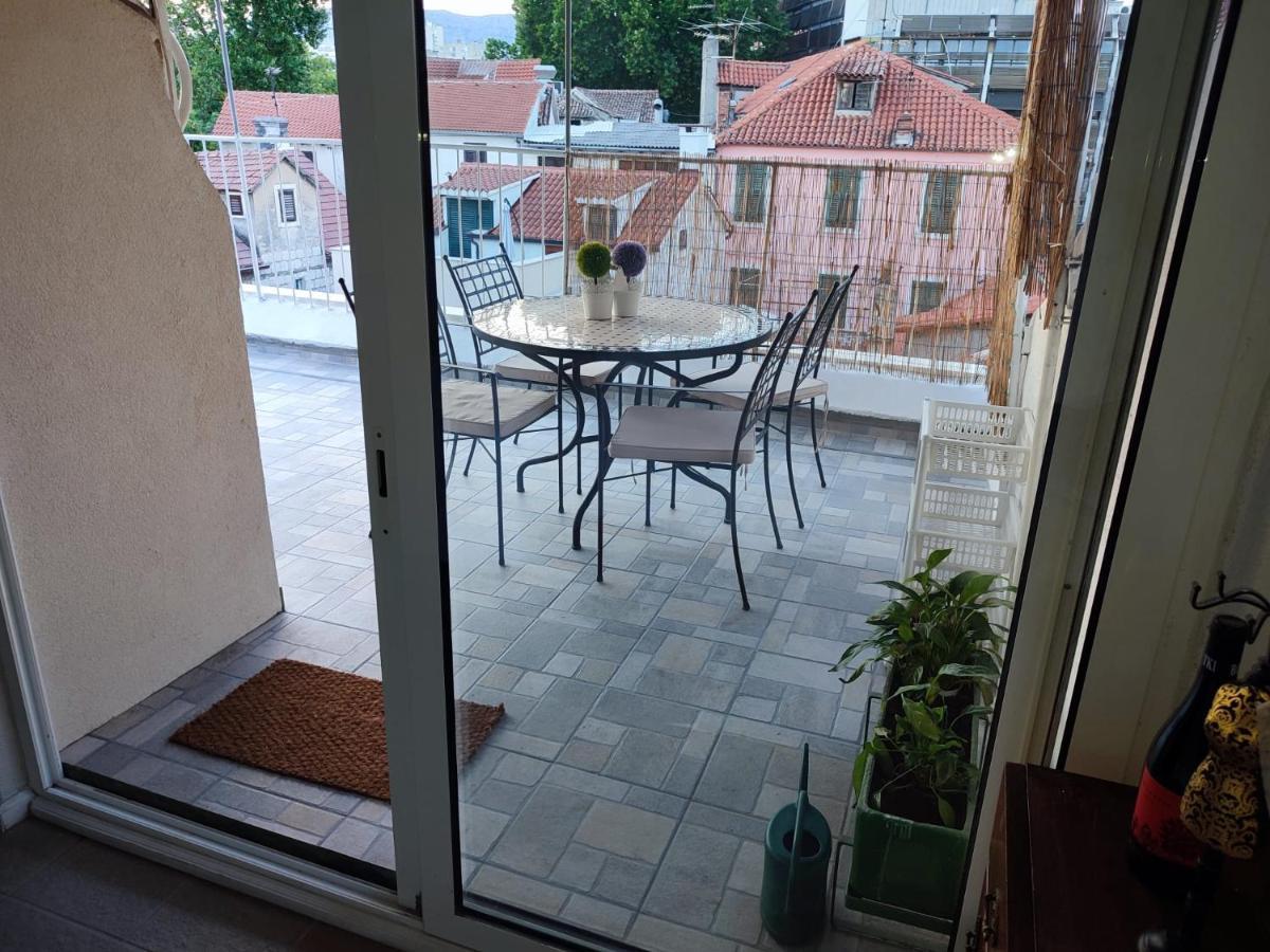 R&e Apartmán *